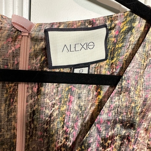 Alexis Audrey Romper in Speckle - Picture 8 of 12